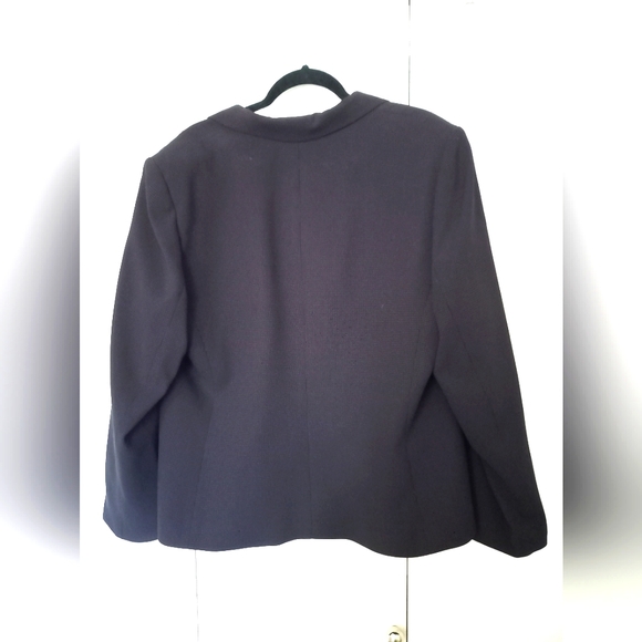 Classy Blazer with Red Polka Dots! - Picture 5 of 6